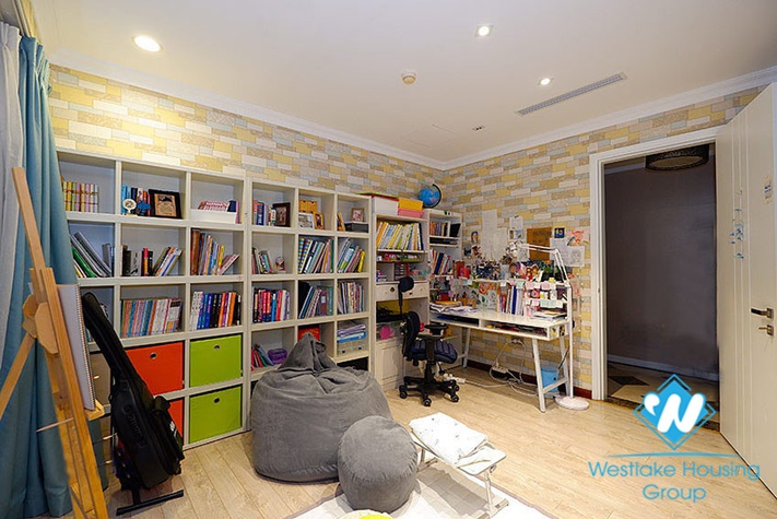 Gorgeous L building apartment for rent in Ciputra, Tay Ho, Hanoi
